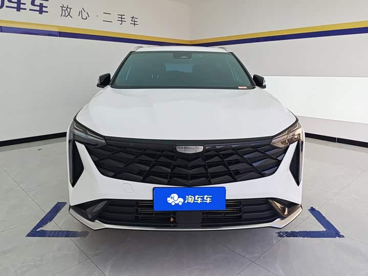 Geely Atlas, 2025 — фото 2 из 9