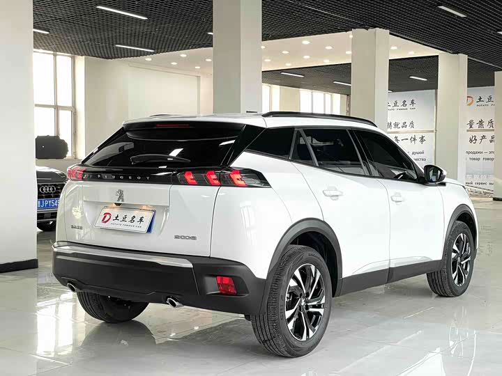 Peugeot 2008, 2023 — фото 6 из 9