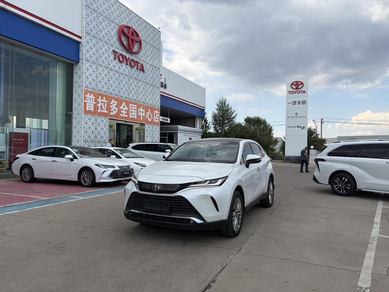 Toyota Harrier, 2023 — купить в Кирове под ключ