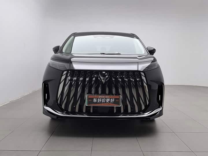 BAIC Arcfox Wendao V9, 2026 — фото 3 из 9