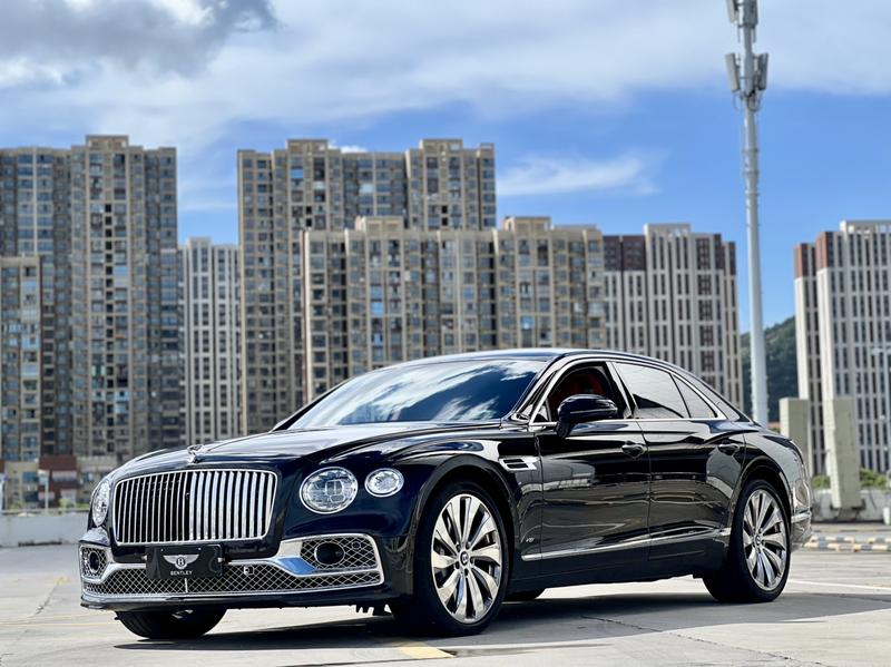 Bentley Flying Spur, 2021 — купить в Туле под ключ