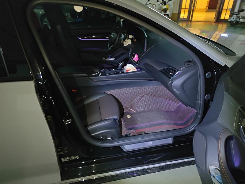Cadillac CT5, 2023 — фото 11 из 12