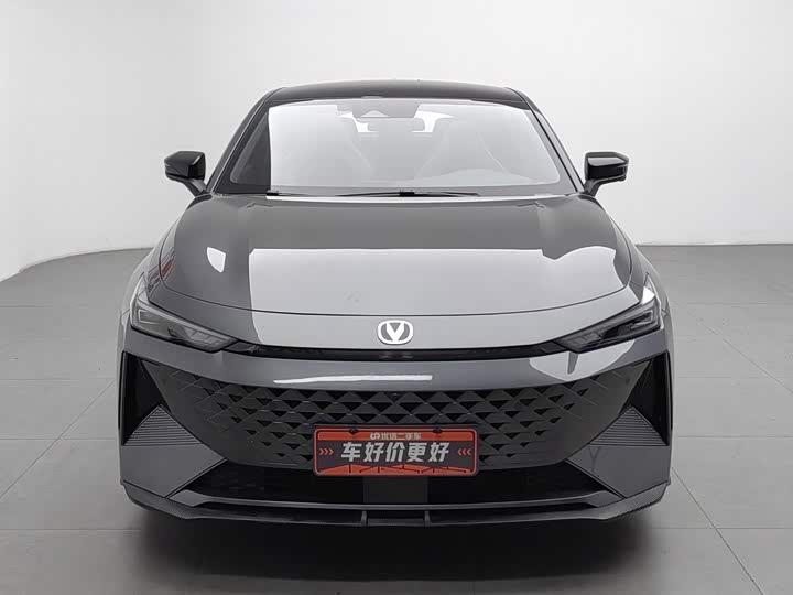 Changan UNI-V Hybrid, 2024 — фото 3 из 9