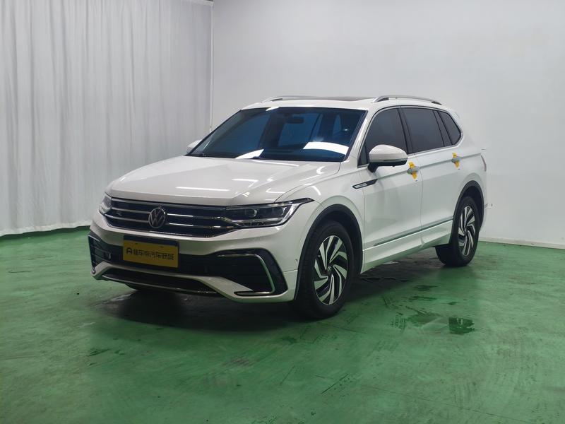 Volkswagen Tiguan L Pro, 2024 — купить в Саранске под ключ