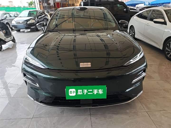 Geely Galaxy Starshine 8 EM-i, 2025 — фото 3 из 9
