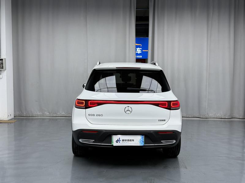 Mercedes-Benz EQB, 2023 — фото 5 из 12