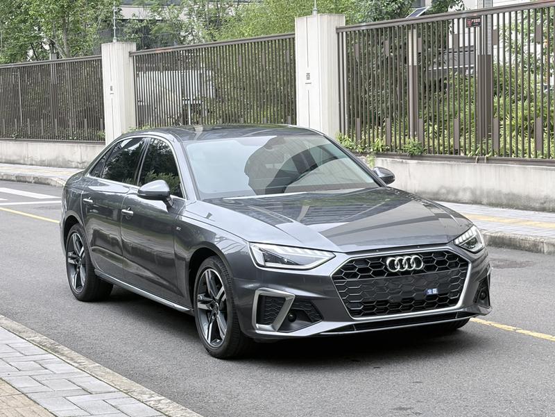 Audi A4L, 2022 — фото 3 из 12