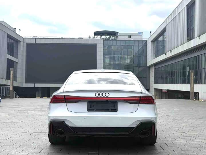 Audi A7, 2022 — фото 8 из 9