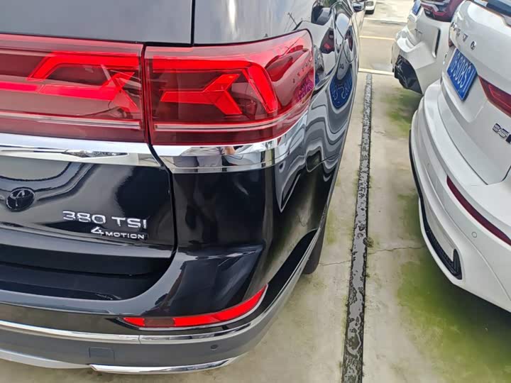 Volkswagen Teramont Pro, 2024 — фото 8 из 9