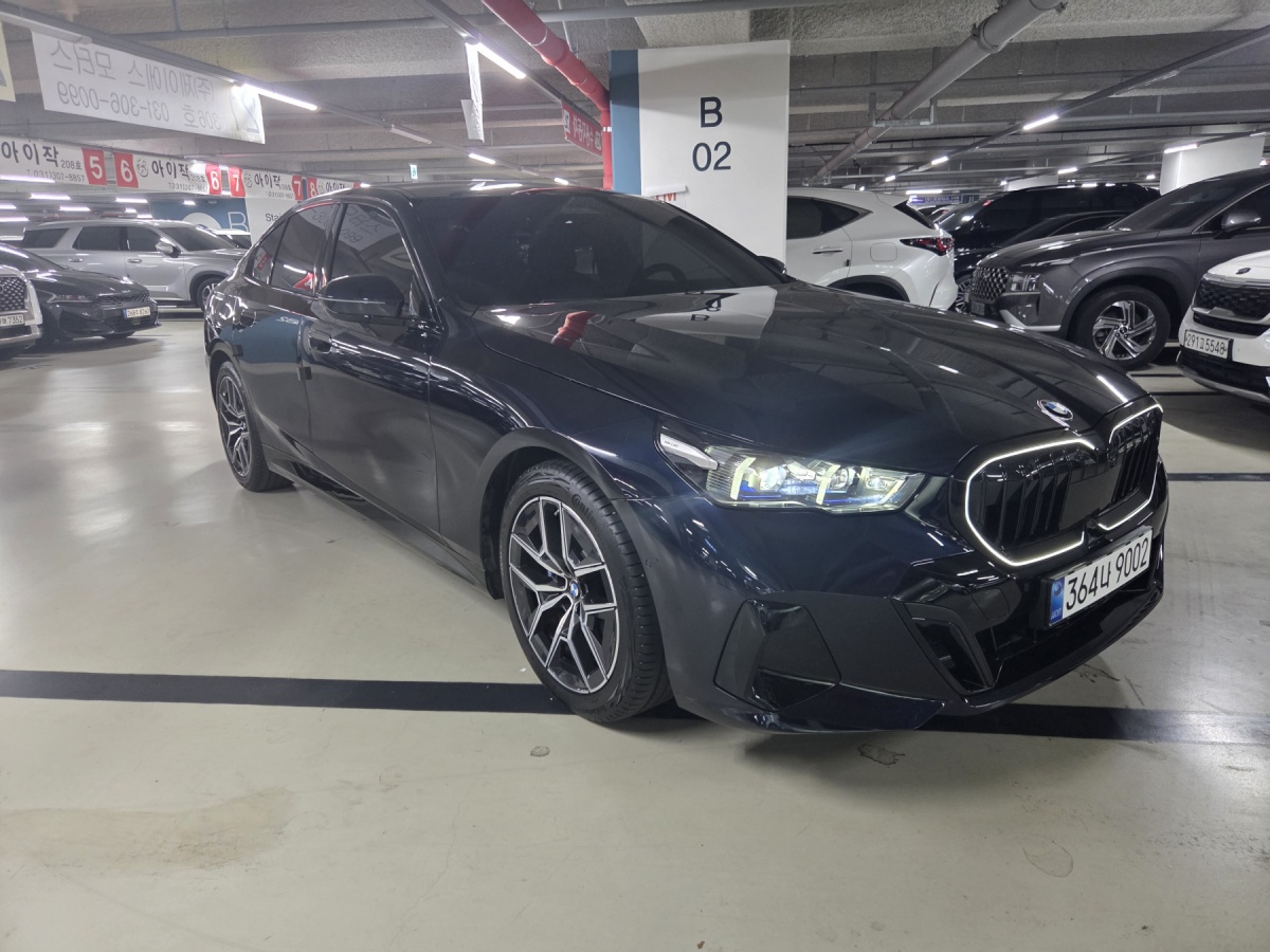 BMW 5 Series, 2025 — фото 3 из 12