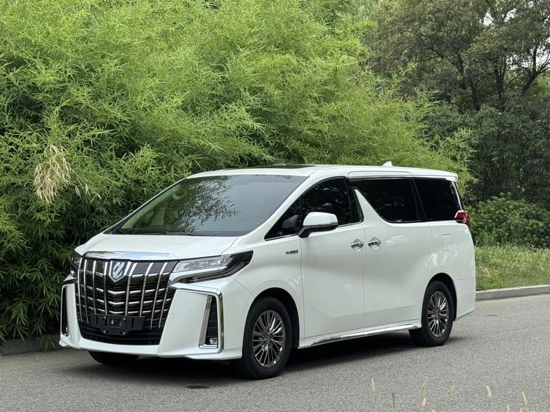 Toyota Alphard, 2022 — купить в Иванове под ключ