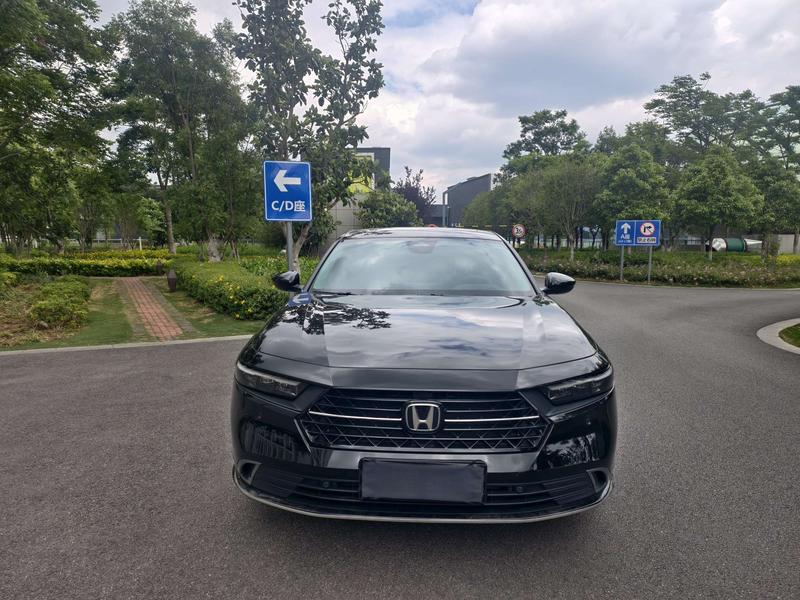 Honda Accord, 2024 — фото 2 из 12