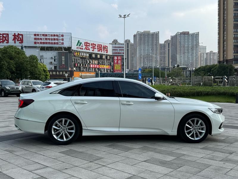 Honda Accord, 2022 — фото 8 из 12