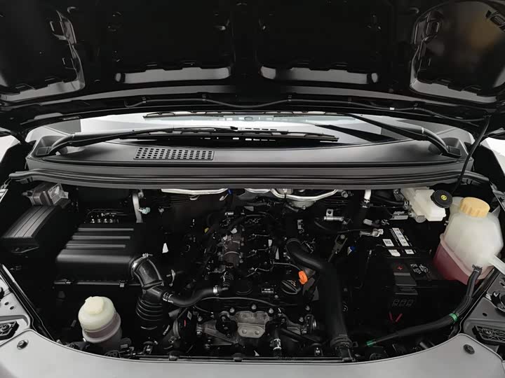 Dongfeng Forthing Lingzhi M5, 2025 — фото 6 из 9