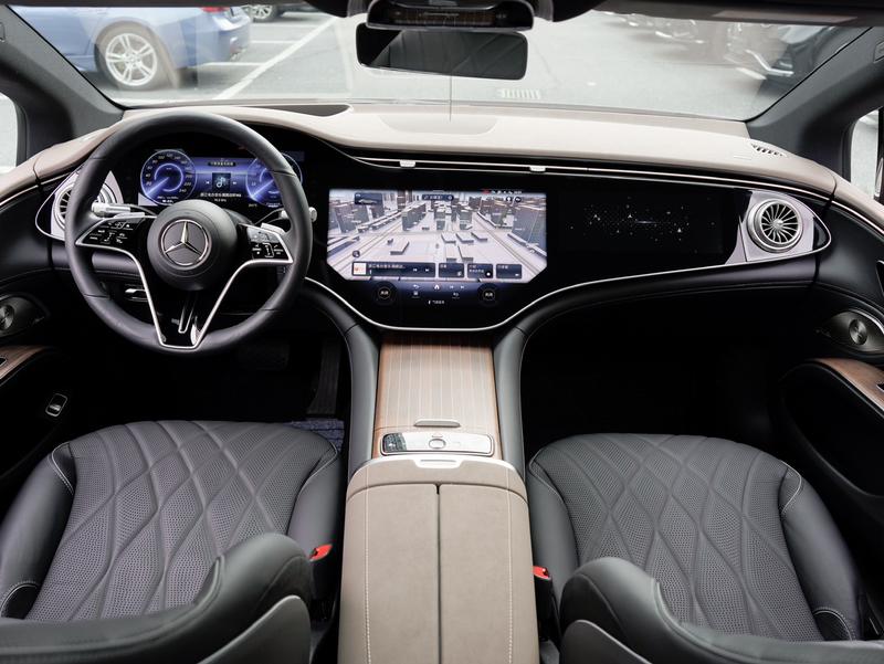 Mercedes-Benz EQS, 2023 — фото 7 из 12