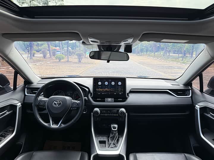 Toyota Wildlander, 2022 — фото 5 из 9
