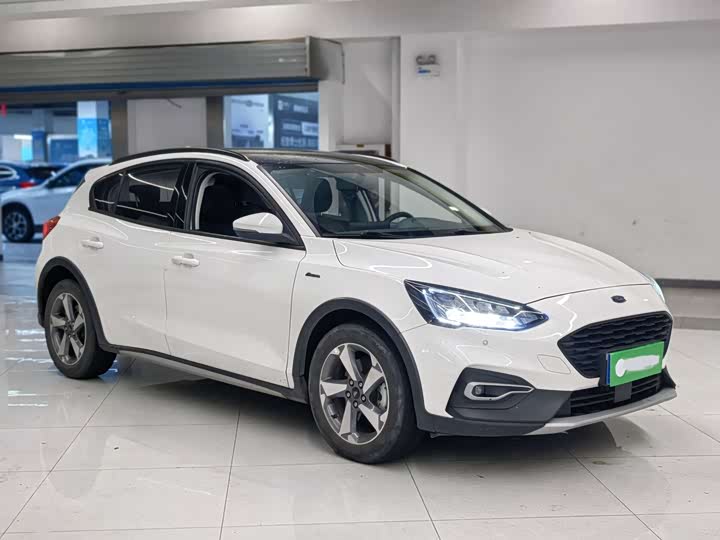 Ford Focus Active, 2021 — фото 3 из 9