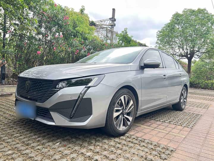 Peugeot 408, 2024 — фото 6 из 9