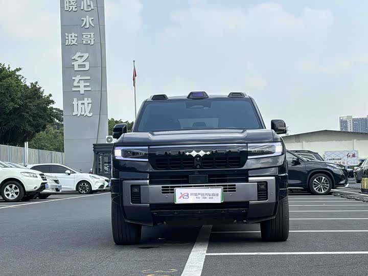 BYD FangChengBao Leopard 8, 2024 — фото 2 из 9