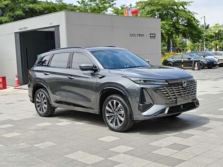 Changan CS75 Plus, 2023 — фото 3 из 9