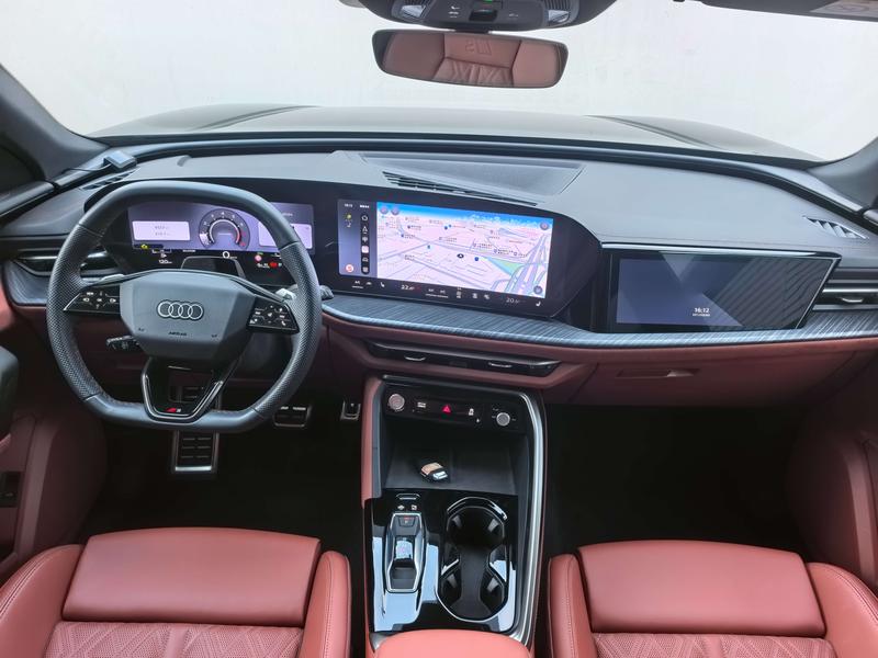 Audi Q5L, 2025 — фото 7 из 11