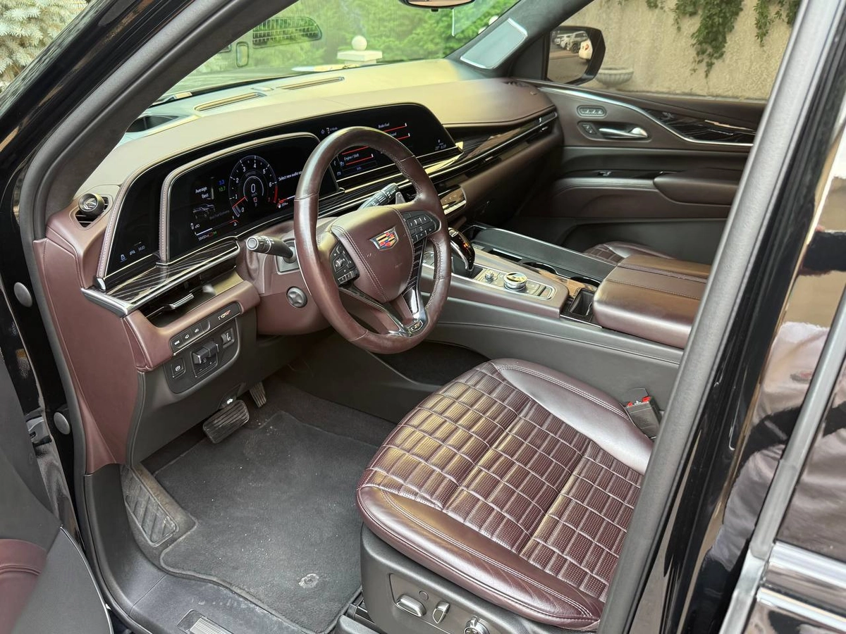 Cadillac Escalade, 2022 — фото 9 из 9