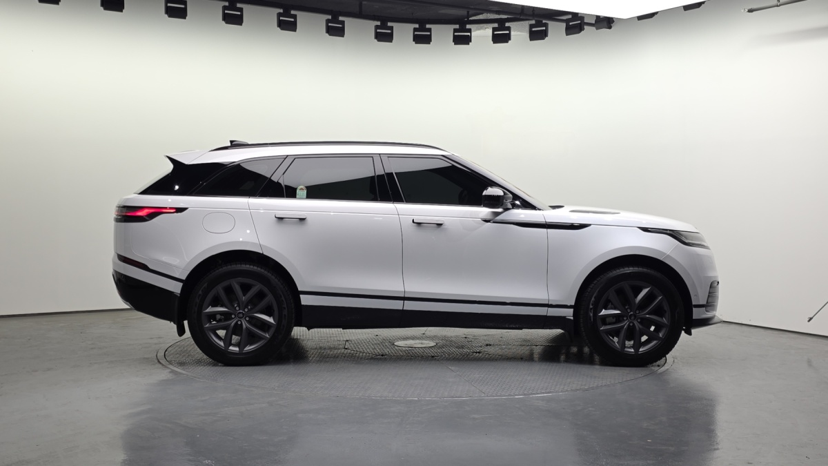 Land Rover Range Rover Velar, 2025 — фото 5 из 12