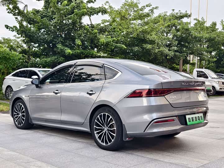 BYD Qin Plus, 2021 — фото 5 из 9