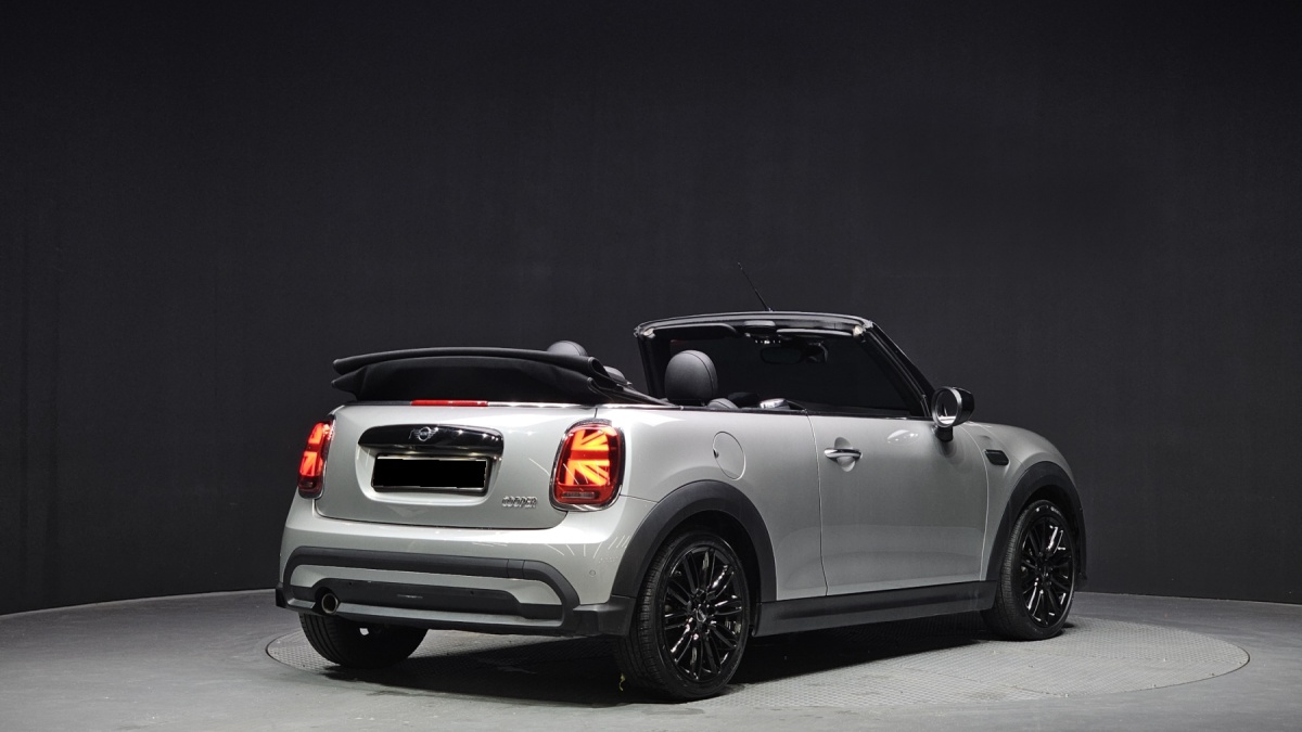 Mini Cooper Convertible, 2024 — фото 2 из 12