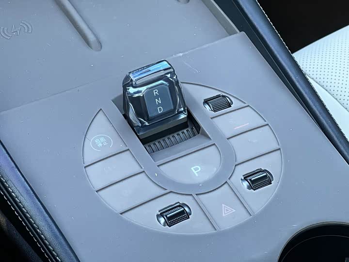 BYD Seal 06 Hybrid/EV, 2024 — фото 7 из 9