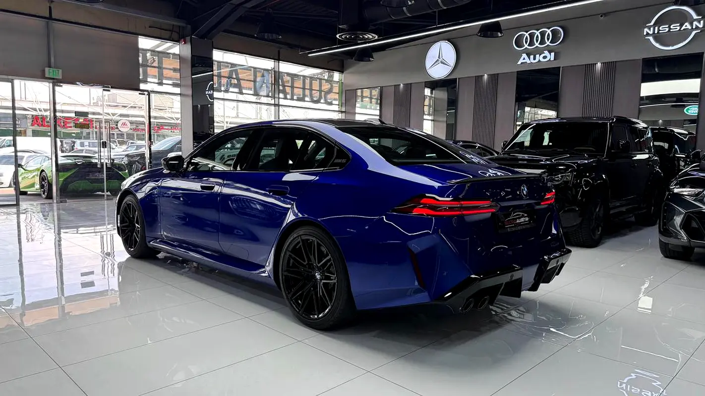 BMW M5, 2026 — фото 4 из 10