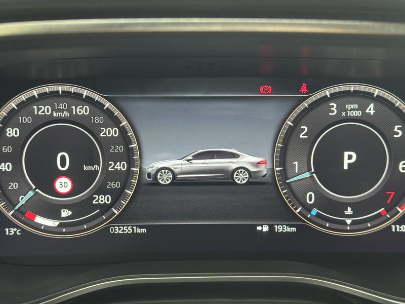 Jaguar XF L, 2023 — фото 8 из 12