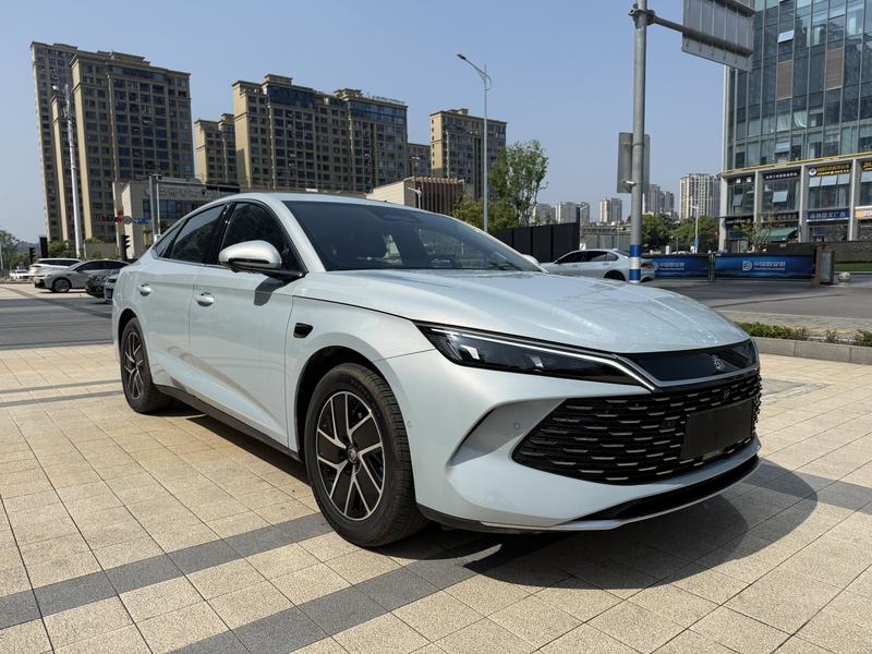 BYD Qin L, 2025 — фото 3 из 12