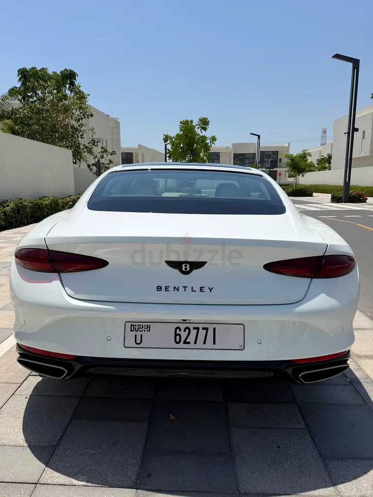 Bentley Continental, 2026 — фото 4 из 10