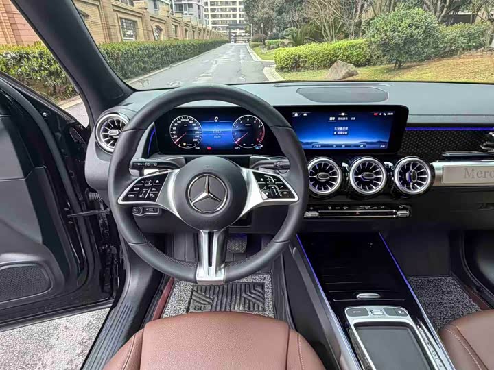 Mercedes-Benz GLB-Class, 2024 — фото 9 из 9