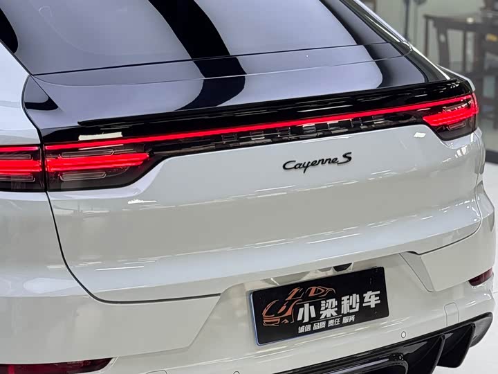 Porsche Cayenne, 2022 — фото 8 из 9