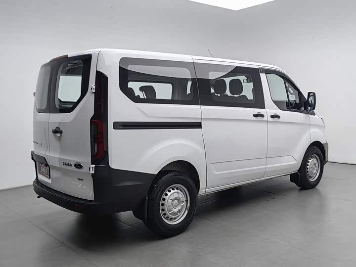 Ford Transit, 2023 — фото 2 из 9