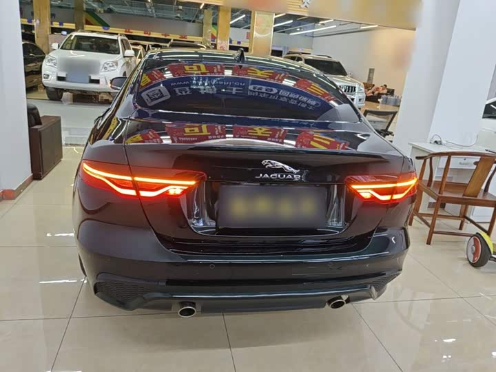 Jaguar XE L, 2023 — фото 6 из 9