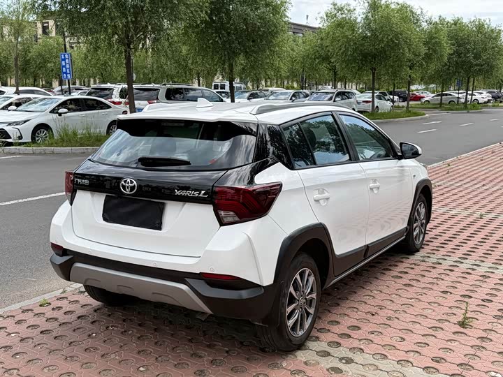 Toyota Yaris L Hatchback, 2022 — фото 4 из 9