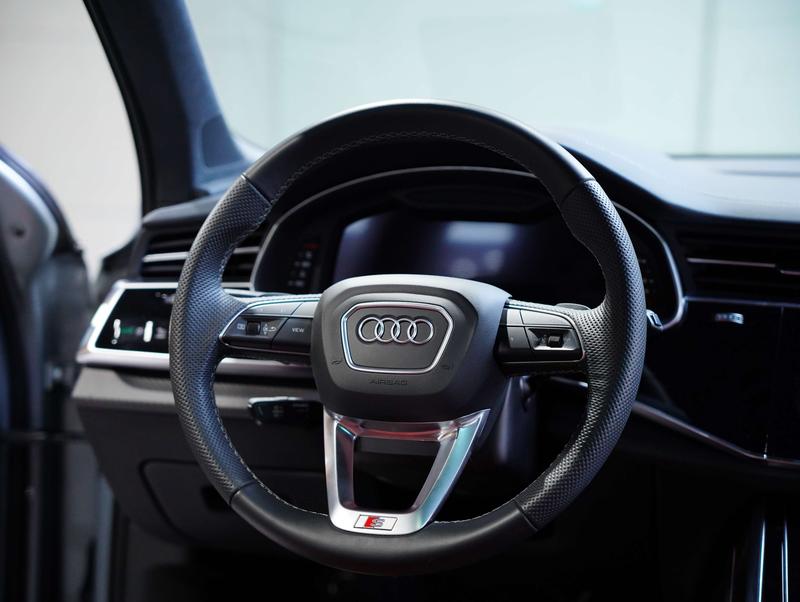 Audi SQ7, 2024 — фото 12 из 12