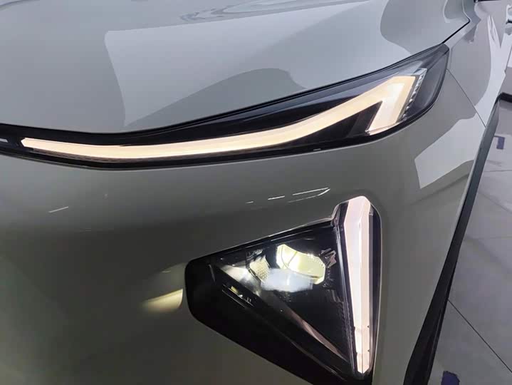 Geely Galaxy L7, 2025 — фото 5 из 9