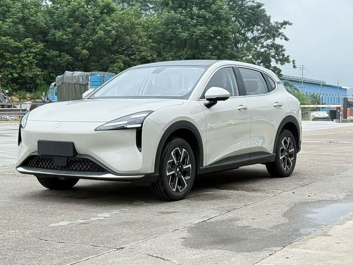Baojun E6, 2026 — купить в Казани под ключ