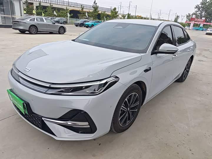 Geely Galaxy A7, 2026 — фото 2 из 9