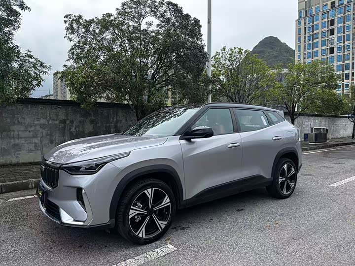 Geely Atlas, 2025 — фото 3 из 9