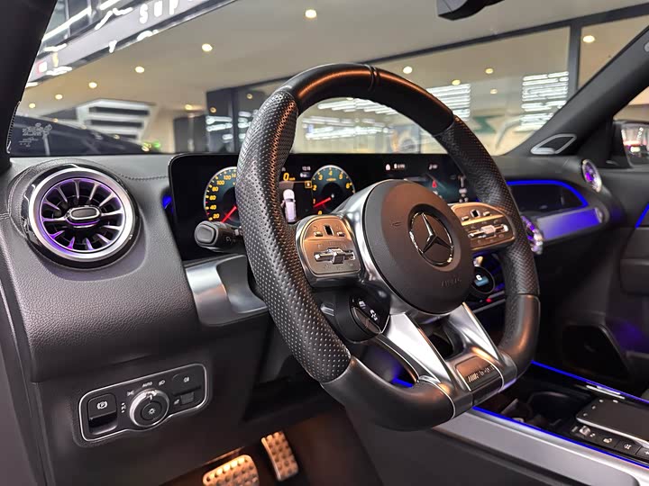 Mercedes-Benz GLB-Class AMG, 2022 — фото 9 из 9