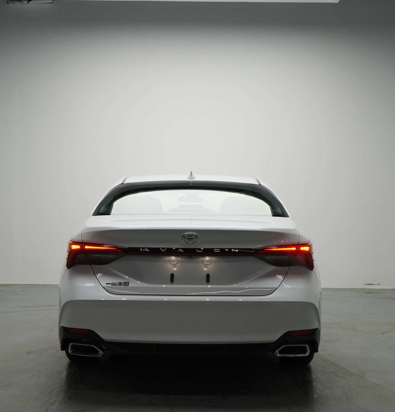 Toyota Avalon, 2026 — фото 3 из 12