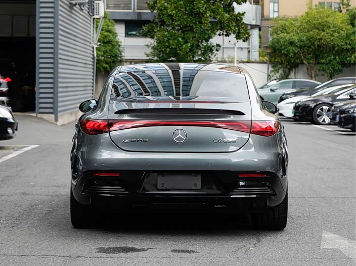 Mercedes-Benz EQE AMG, 2024 — фото 5 из 9