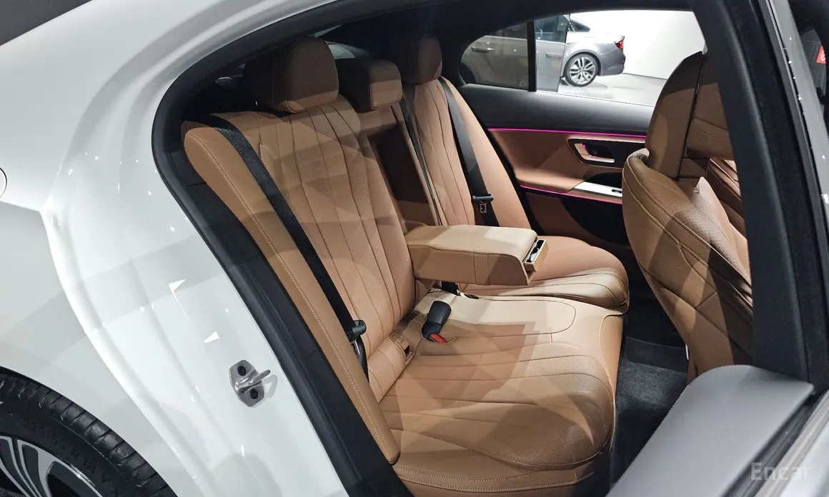 Mercedes-Benz E-Class, 2025 — фото 11 из 12