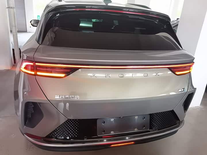 BAIC Arcfox Alpha T, 2022 — фото 6 из 9