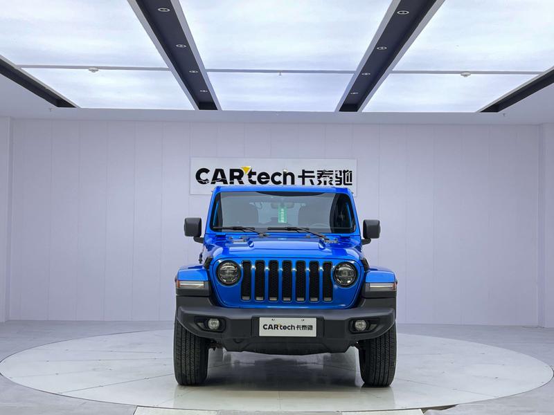 Jeep Wrangler, 2023 — фото 2 из 12